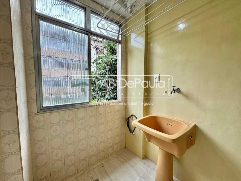 ÁREA DE SERVIÇO - 23