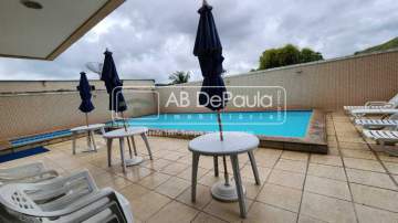 ACEITA FINANCIAMENTO - Ampla sala em 02 ambientes (Varandão), 02 dormitórios (Sendo 01 Suíte), cozinha COM ARMÁRIOS PLANEJADOS - ABAP20967