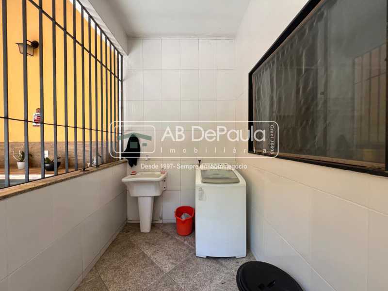 ÁREA DE SERVIÇO - 23