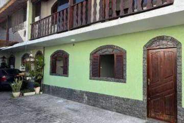 ACEITA FINANCIAMENTO - VILA VALQUEIRE - ACEITANDO FINANCIAMENTO BANCÁRIO E FGTS. Aqui está a casa que procura com 03 quartos em condomínio fechado - ABCN30031