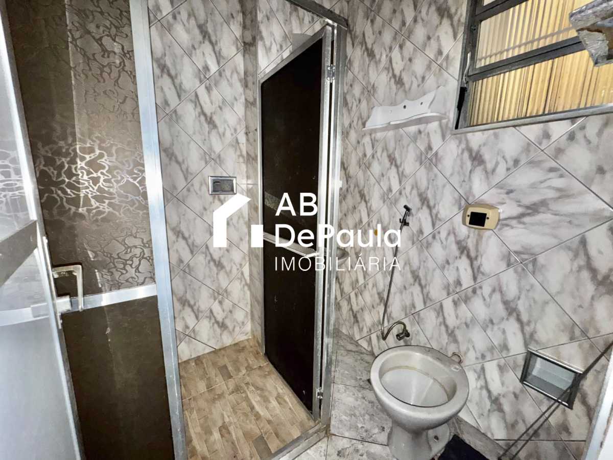 Conheça BANHEIRO SOCIAL do imóvel - ALUGA EM REALENGO - EST. NOGUEIRA DE SÁ, 1038 - APARTAMENTO COM 02 QUARTOS - ABAP21014 - 12 BANHEIRO SOCIAL - 12