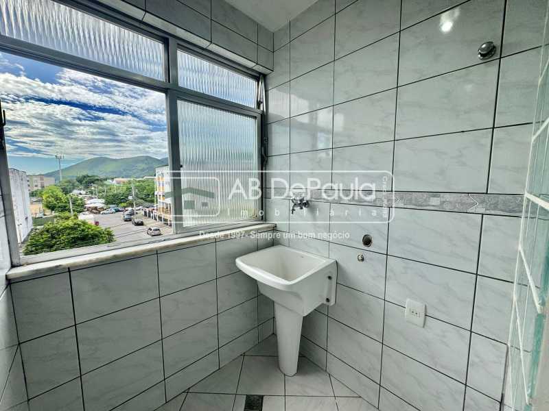 ÁREA DE SERVIÇO - 22