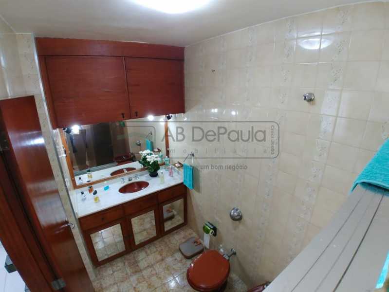 Conheça BANHEIRO SOCIAL do imóvel - VENDE EM VILA VALQUEIRE - R. DAS TULIPAS - APARTAMENTO COM 03 QUARTOS - ABAP30021 - 7 BANHEIRO SOCIAL - 7