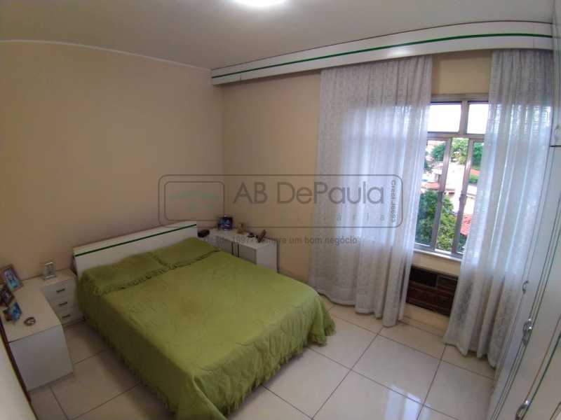 Conheça QUARTO 01 do imóvel - VENDE EM VILA VALQUEIRE - R. DAS TULIPAS - APARTAMENTO COM 03 QUARTOS - ABAP30021 - 9 QUARTO 01 - 9