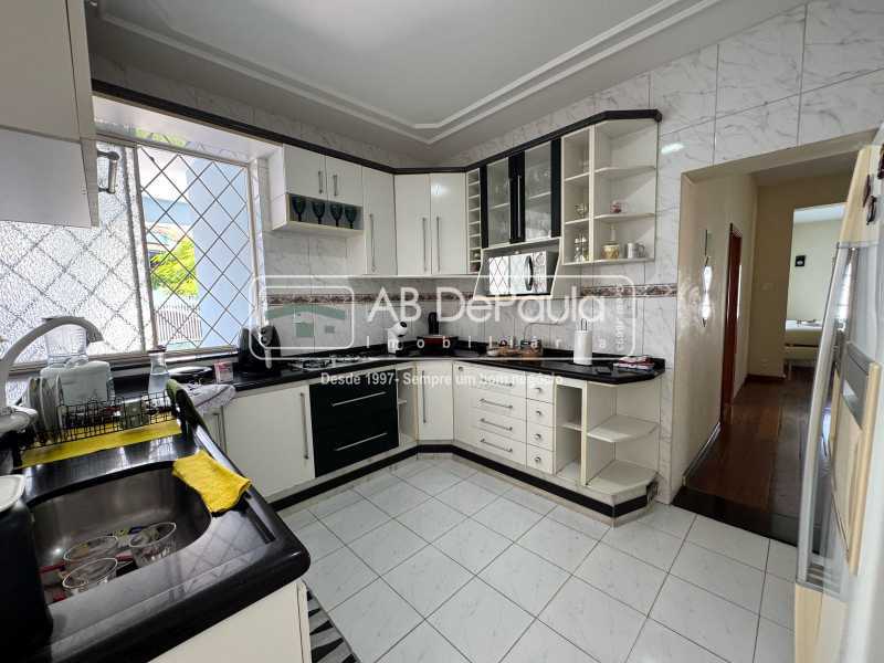 Conheça COZINHA do imóvel - VENDE EM SULACAP - R. TEODORO SAMPAIO - CASA LINEAR COM AMPLO QUINTAL E PISCINA - ABCA30068 - 8 COZINHA - 8