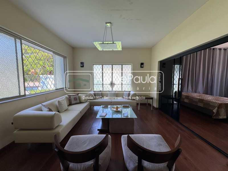 Conheça SALA DE ESTAR do imóvel - VENDE EM SULACAP - R. TEODORO SAMPAIO - CASA LINEAR COM AMPLO QUINTAL E PISCINA - ABCA30068 - 13 SALA DE ESTAR - 13
