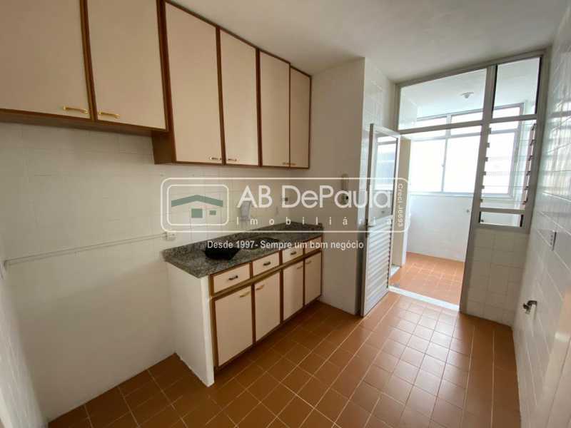 Conheça COZINHA do imóvel - VENDE EM REALENGO - CONDOMÍNIO PARQUE REAL - APARTAMENTO COM 02 Dormitórios, dependência empregada completa. - ABAP20753 - 4 COZINHA - 4