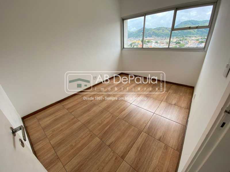 Conheça QUARTO 1 do imóvel - VENDE EM REALENGO - CONDOMÍNIO PARQUE REAL - APARTAMENTO COM 02 Dormitórios, dependência empregada completa. - ABAP20753 - 10 QUARTO 1 - 10