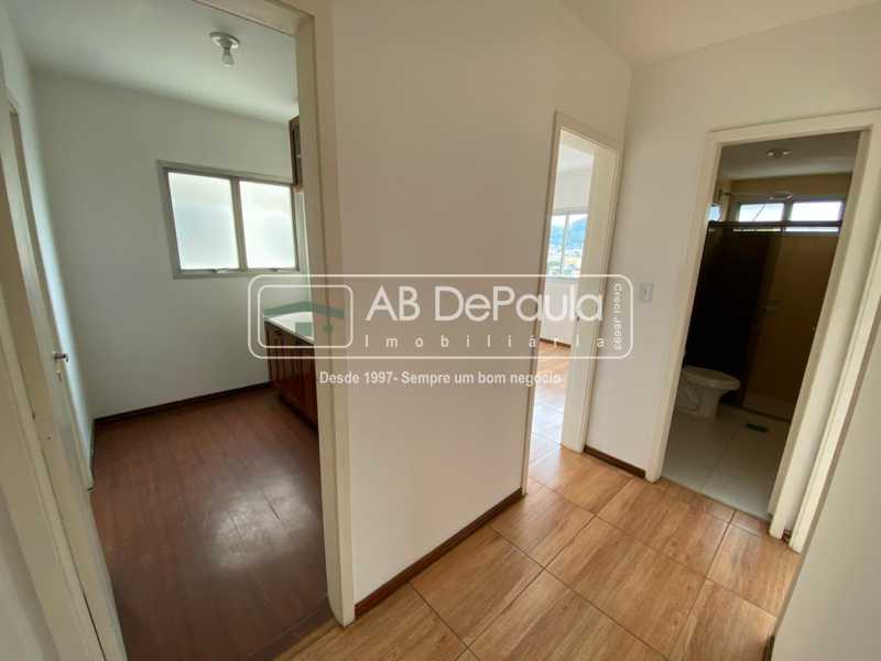 Conheça CORREDOR do imóvel - VENDE EM REALENGO - CONDOMÍNIO PARQUE REAL - APARTAMENTO COM 02 Dormitórios, dependência empregada completa. - ABAP20753 - 9 CORREDOR - 9