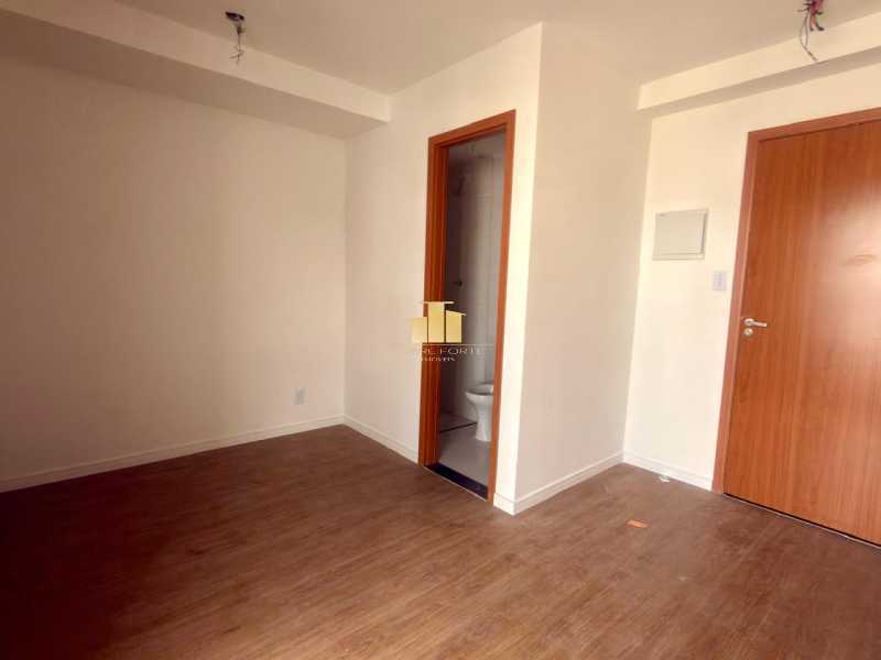 WhatsApp Image 2025-11-10 at 1 - 8