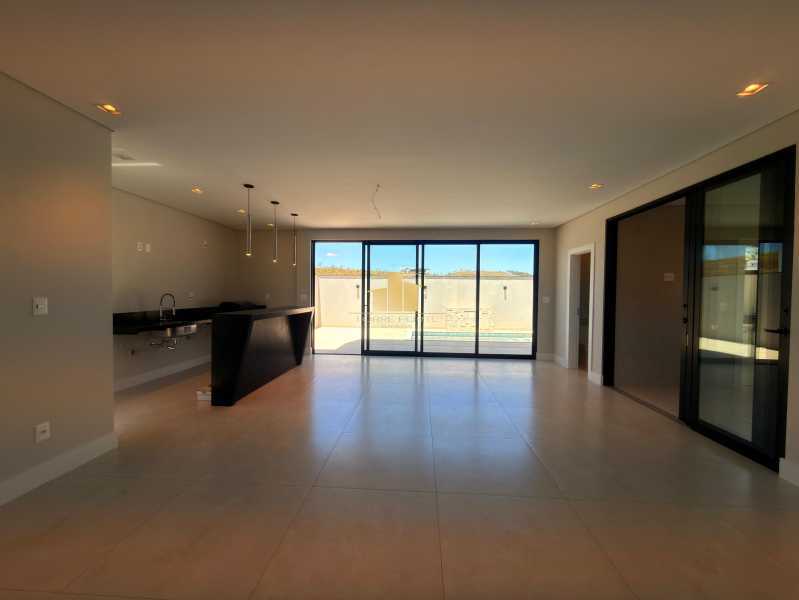 Imperdível - Casa Duplex de Luxo à Venda no Condomínio Estrela Alta - Salvaterra - Juiz de Fora - TFCN40003