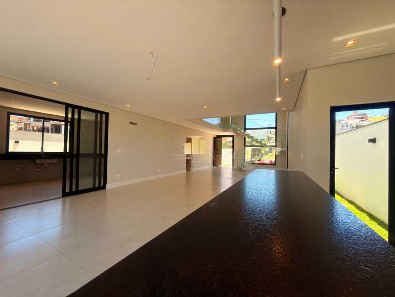 Imperdível - Casa Duplex de Luxo à Venda no Condomínio Estrela Alta - Salvaterra - Juiz de Fora - TFCN40003