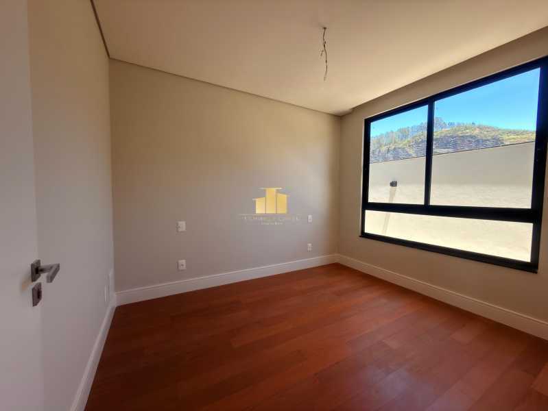 Imperdível - Casa Duplex de Luxo à Venda no Condomínio Estrela Alta - Salvaterra - Juiz de Fora - TFCN40003