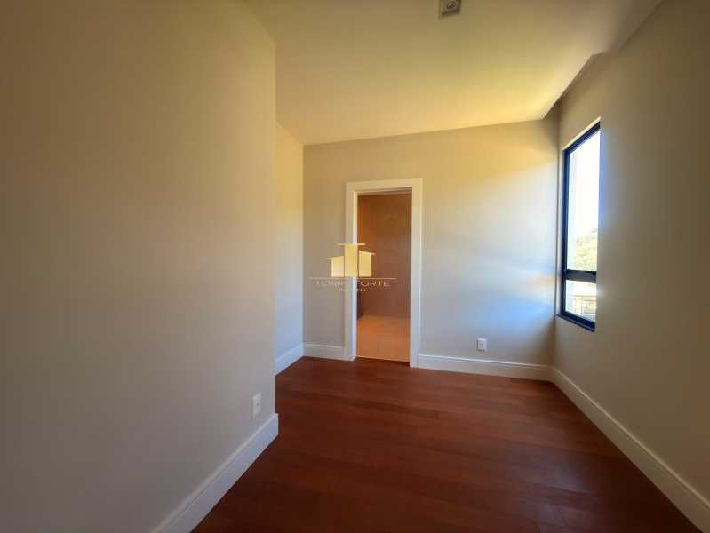 Imperdível - Casa Duplex de Luxo à Venda no Condomínio Estrela Alta - Salvaterra - Juiz de Fora - TFCN40003