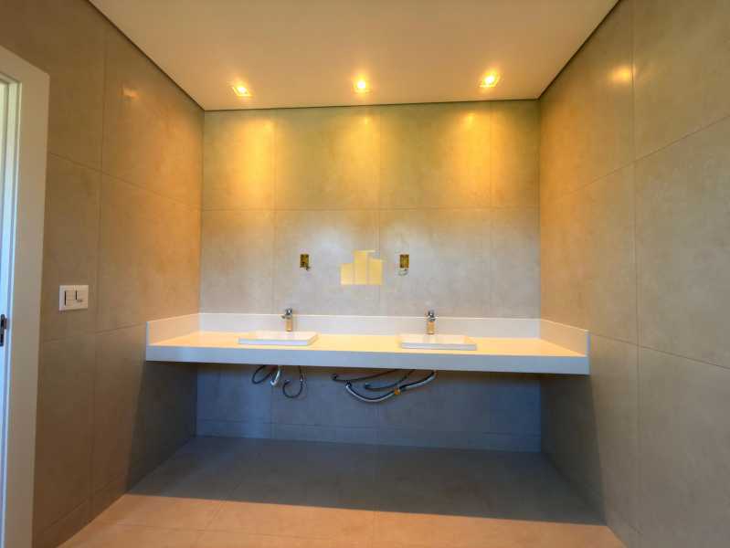 Imperdível - Casa Duplex de Luxo à Venda no Condomínio Estrela Alta - Salvaterra - Juiz de Fora - TFCN40003