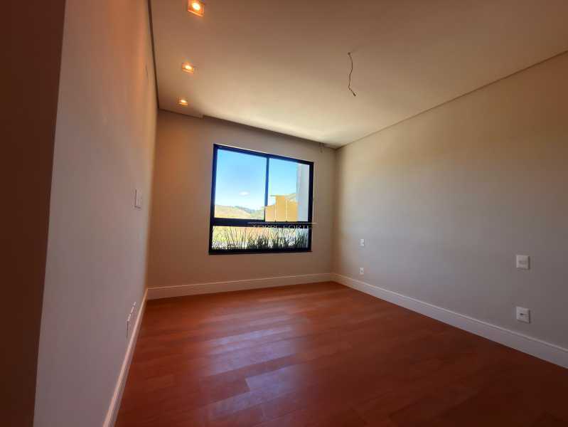 Imperdível - Casa Duplex de Luxo à Venda no Condomínio Estrela Alta - Salvaterra - Juiz de Fora - TFCN40003