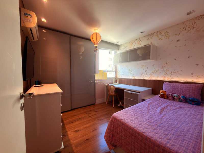 Ótima localização - Apartamento de Alto Luxo no Centro – Condomínio Mont Royal 1 por andar • 181m² • 3 suítes • 4 vagas • Vista livre • Interior impecável - TFAP30159