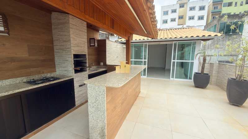 Ótima localização - Cobertura Duplex no Bom Clima I - 2 Quartos, Terraço Gourmet, Vista Livre e 2 Vagas - Juiz de Fora - TFCO20027