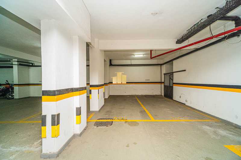 Ótima localização - Apartamento 1 por Andar no Centro de Juiz de Fora - 249m², 4 Quartos, 3 Vagas e Lazer Completo no Edifício Violeta Saggioro - TFAP40016