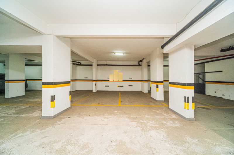 Ótima localização - Apartamento 1 por Andar no Centro de Juiz de Fora - 249m², 4 Quartos, 3 Vagas e Lazer Completo no Edifício Violeta Saggioro - TFAP40016