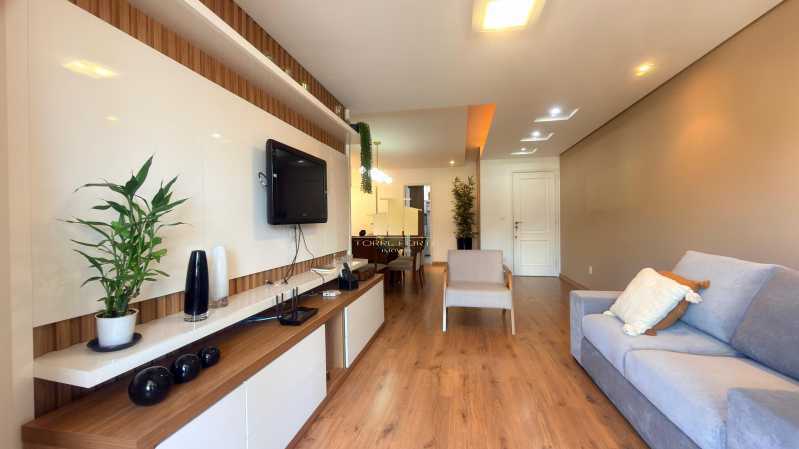 Ótima localização - Apartamento de Alto Padrão com 4 quartos, 3 vagas, Andar Alto, Vista Panorâmica e Acabamento Premium - São Mateus | Juiz de Fora - TFAP40018