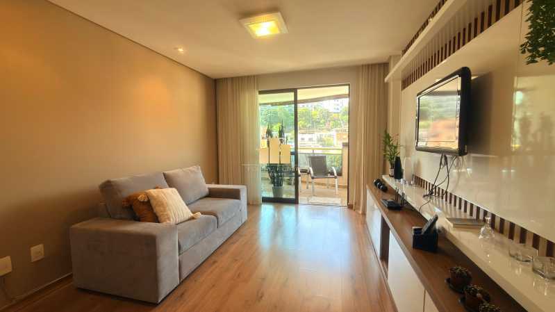 Ótima localização - Apartamento de Alto Padrão com 4 quartos, 3 vagas, Andar Alto, Vista Panorâmica e Acabamento Premium - São Mateus | Juiz de Fora - TFAP40018