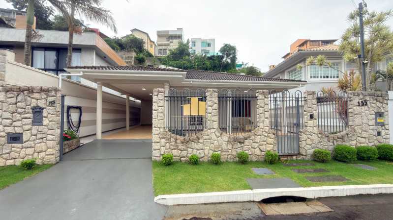 Casa Condomínio Alto Padrão  - 1