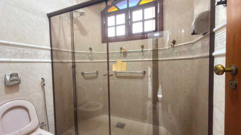 Imperdível - Casa Linear de Alto Padrão à Venda no Condomínio Bosque Imperial | Lazer Completo, Energia Solar e Segurança Máxima - São Pedro | Juiz de Fora - TFCN30009