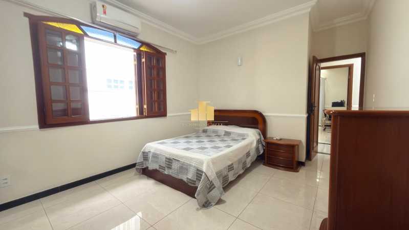 Imperdível - Casa Linear de Alto Padrão à Venda no Condomínio Bosque Imperial | Lazer Completo, Energia Solar e Segurança Máxima - São Pedro | Juiz de Fora - TFCN30009