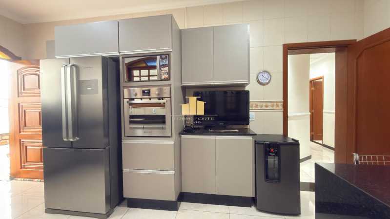 Imperdível - Casa Linear de Alto Padrão à Venda no Condomínio Bosque Imperial | Lazer Completo, Energia Solar e Segurança Máxima - São Pedro | Juiz de Fora - TFCN30009