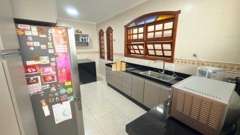 Imperdível - Casa Linear de Alto Padrão à Venda no Condomínio Bosque Imperial | Lazer Completo, Energia Solar e Segurança Máxima - São Pedro | Juiz de Fora - TFCN30009