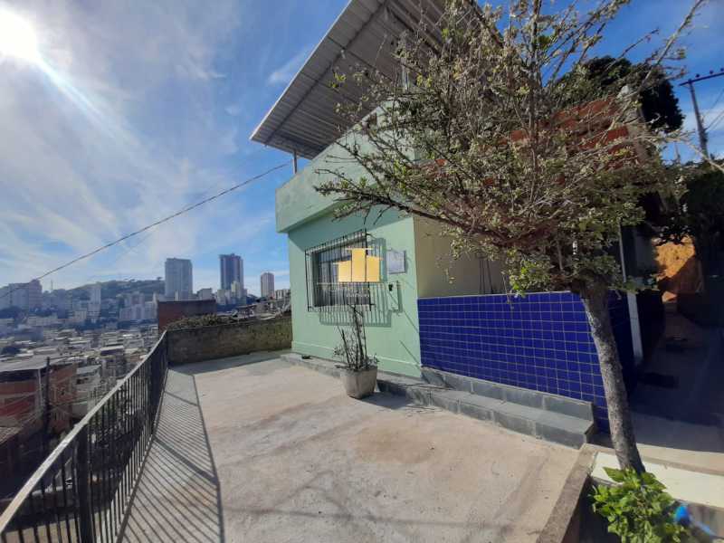 Conheça garagem-coberta-3-vagas-casa-s do imóvel - Casa 2 quartos à venda Juiz de Fora,MG - R$ 299.000 - TFCA20023 - 14 garagem-coberta-3-vagas-casa-s - 14