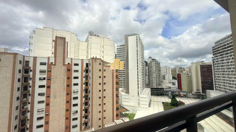 Ótima localização - Le Quartier Granbery: Apartamento de 1 Quarto Mobiliado, Andar Alto com Vista Livre e Lazer Completo em JF! - TFAP10033