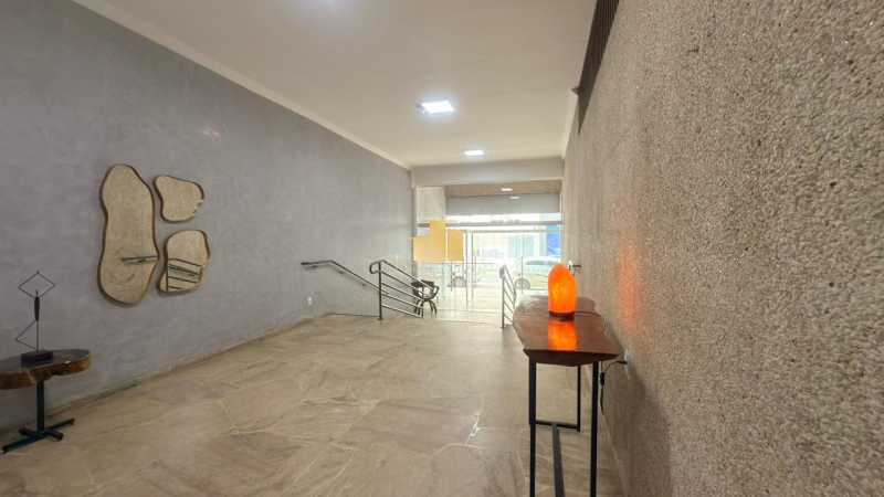 Ótima localização - Pronto para Morar! Apartamento 2 Quartos Mobiliado no Edifício Assis Chateaubriand - O Coração de Juiz de Fora aos seus Pés! - TFAP20687