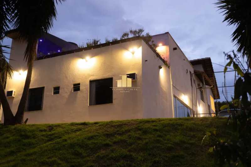 Imperdível - Casa à Venda Condomínio Pomar da Serra Juiz de Fora | 5 Quartos e Automação - TFCN50006