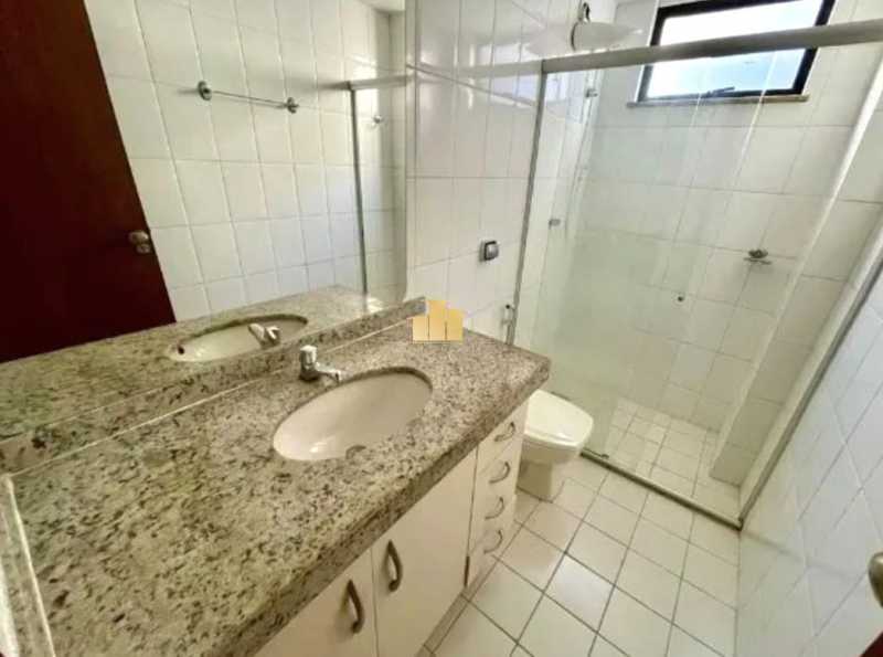 Conheça WhatsApp Image 2026-02-19 at 1 do imóvel - Aluguel Quarto e Sala com Garagem no Centro de JF - Edifício Côrtes Rossignoli: Amplitude, Sol da Manhã e Praticidade Total! - TFAP10036 - 4 WhatsApp Image 2026-02-19 at 1 - 4