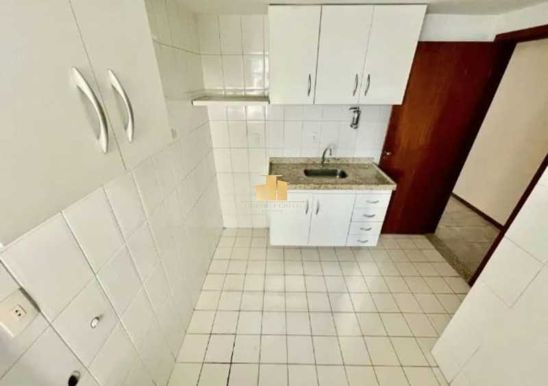 Conheça WhatsApp Image 2026-02-19 at 1 do imóvel - Aluguel Quarto e Sala com Garagem no Centro de JF - Edifício Côrtes Rossignoli: Amplitude, Sol da Manhã e Praticidade Total! - TFAP10036 - 5 WhatsApp Image 2026-02-19 at 1 - 5