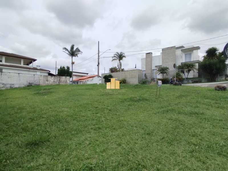 Terreno plano - Condomínio Sp - 12