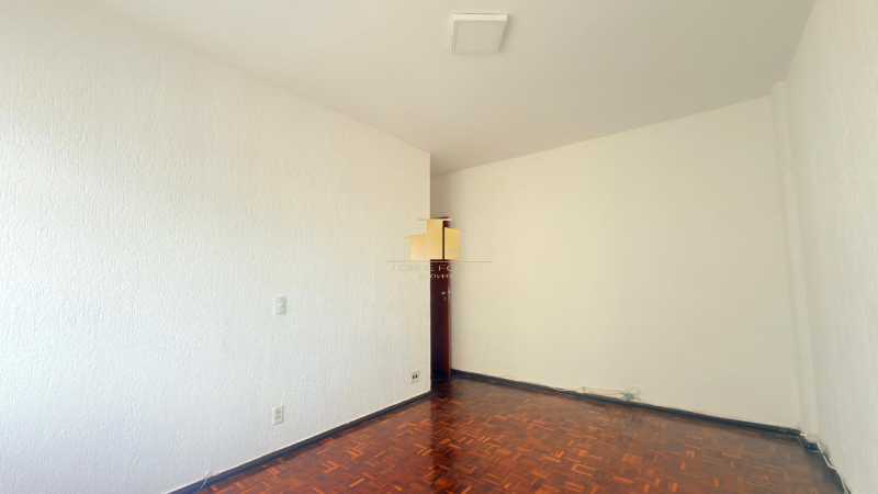 Conheça Apartamento Reformado 3 Quarto do imóvel - Apartamento Reformado 118m² no Centro: 3 Quartos (Suíte), Andar Alto, Vista Livre e Portaria 24h - Edifício Águia de Prata - TFAP30165 - 21 Apartamento Reformado 3 Quarto - 21