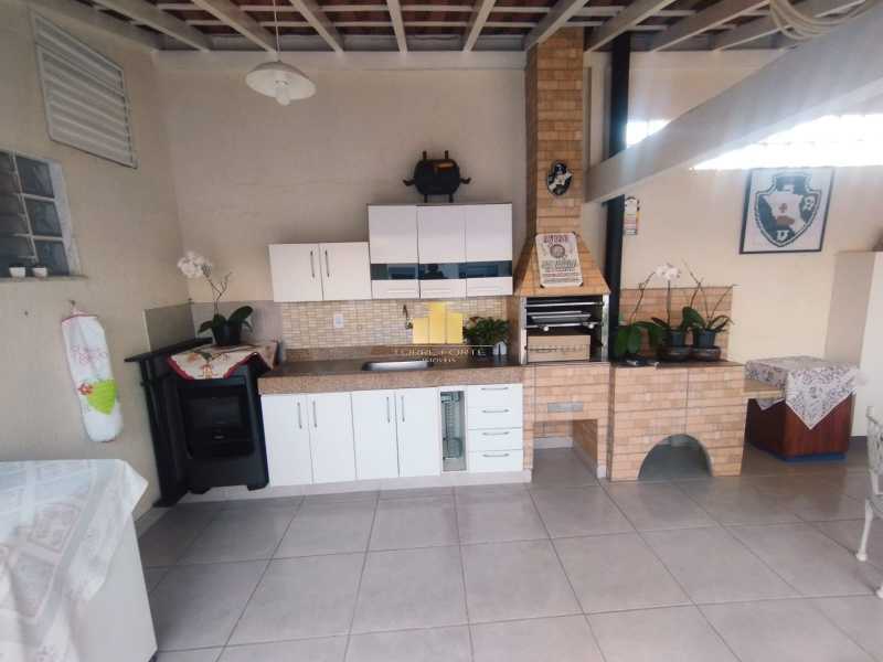 CASA LINEAR QUINTAS AVENIDA CO - 11