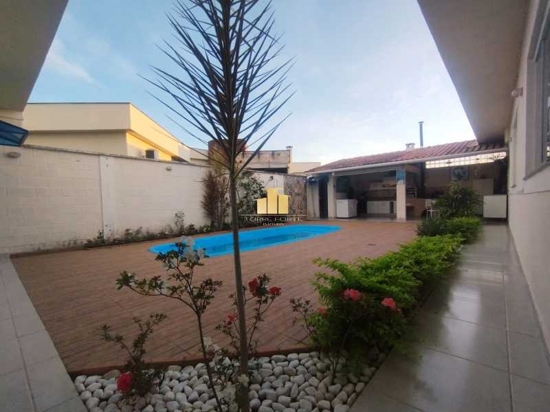 CASA LINEAR QUINTAS AVENIDA CO - 30