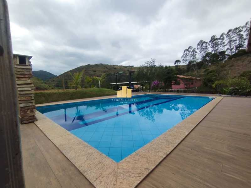 Granja em Juiz de Fora, Chácar - 3