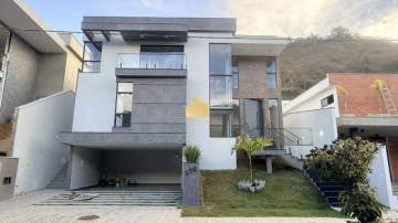 Casa Triplex de Alto Padrão R - 1 Casa Triplex de Alto Padrão R - 1
