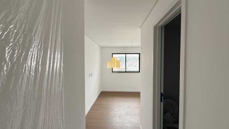 Alto Luxo - Apartamento à Venda no Marina Residence: 2 Suítes e Lazer Resort na Avenida Rio Branco - Andar Alto com Vista Privilegiada de Frente - TFAP20739