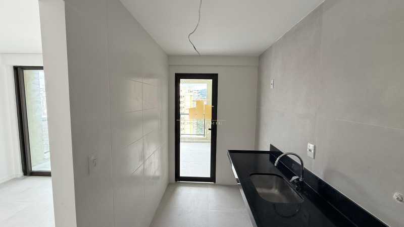 Conheça Venda 2 Suítes Alto Padrão do imóvel - Apartamento à Venda no Marina Residence: 2 Suítes e Lazer Resort na Avenida Rio Branco - Andar Alto com Vista Privilegiada de Frente - TFAP20739 - 8 Venda 2 Suítes Alto Padrão - 8