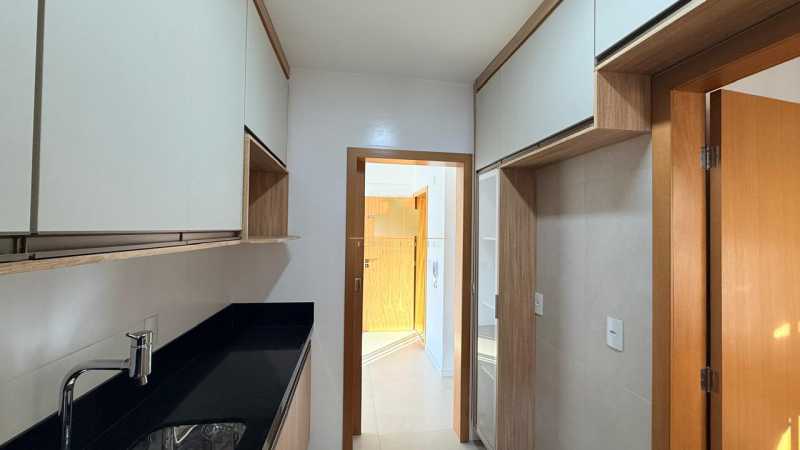 Alto Luxo - Apartamento de Alto Padrão com 2 Suítes e Varanda Gourmet Premium à Venda no Essenza Residence - Centro de Juiz de Fora - TFAP20748