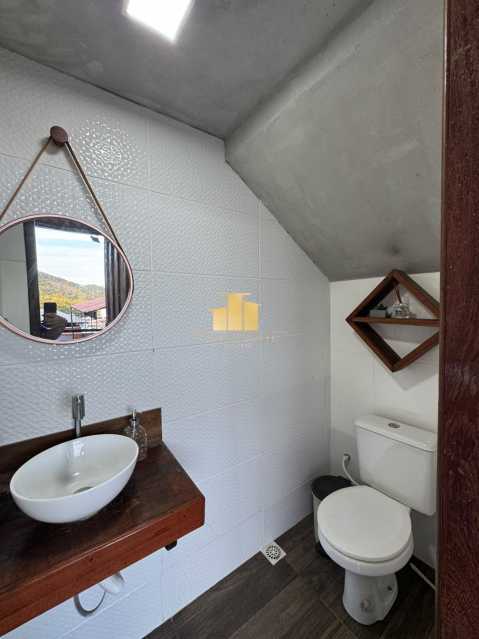 Conheça Casa 3 suites e piscina 40. do imóvel - Mansão Magnífica de 1.000m² Totalmente Reformada no Esplanada: 3 Suítes, Piscina, Área Gourmet e Espaço Garantido para 5 Carros! - TFCA30041 - 30 Casa 3 suites e piscina 40. - 30