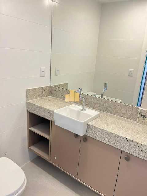Conheça 2 Suites Marina Residence 11. do imóvel - Locação Exclusiva no Marina Residence: 2 Suítes, Andar Super Alto e Vista Panorâmica para a Av. Rio Branco com Lazer Premium Club - TFAP20768 - 27 2 Suites Marina Residence 11. - 27