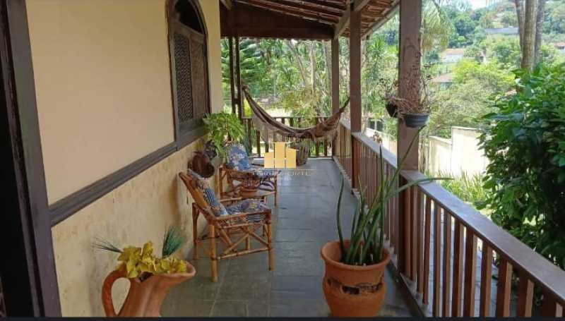 Conheça Casa à Venda - Parque Jardim do imóvel - Casa à Venda no Parque Jardim da Serra com 4 Quartos, 2 Suítes, Piscina, Área Gourmet, Lareira e Terreno de 1.850 m² - Juiz de Fora / MG - TFCA40017 - 10 Casa à Venda - Parque Jardim - 10