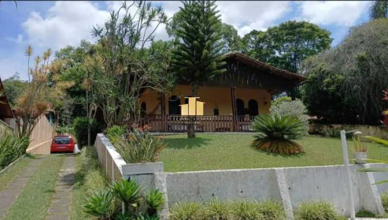 Conheça Casa à Venda - Parque Jardim do imóvel - Casa à Venda no Parque Jardim da Serra com 4 Quartos, 2 Suítes, Piscina, Área Gourmet, Lareira e Terreno de 1.850 m² - Juiz de Fora / MG - TFCA40017 - 19 Casa à Venda - Parque Jardim - 19